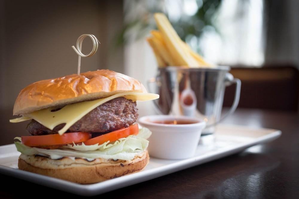 Maldron Hotel Tallaght Ngoại thất bức ảnh