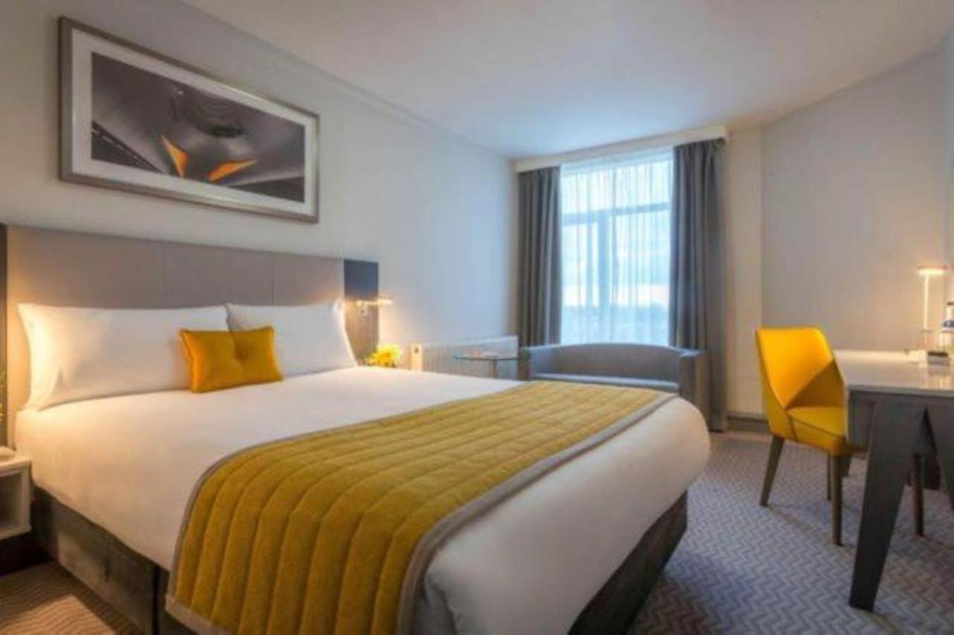 Maldron Hotel Tallaght Ngoại thất bức ảnh