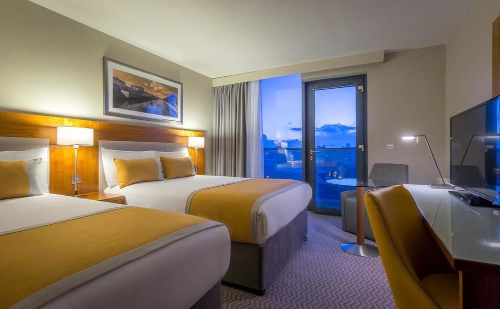 Maldron Hotel Tallaght Ngoại thất bức ảnh